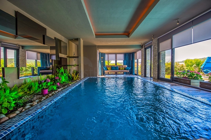 فيلا 3 + 1 مفروشة بحمام سباحة خاص في أوفاجيك فتحية