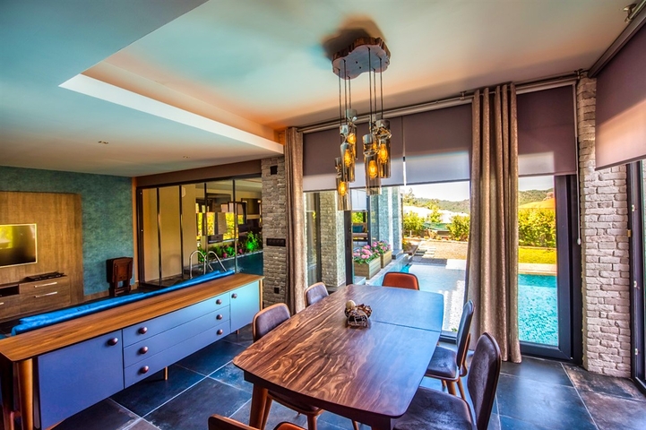 فيلا 3 + 1 مفروشة بحمام سباحة خاص في أوفاجيك فتحية