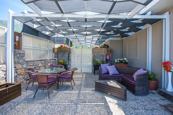 فيلا 3 + 1 مفروشة بحمام سباحة خاص في أوفاجيك فتحية