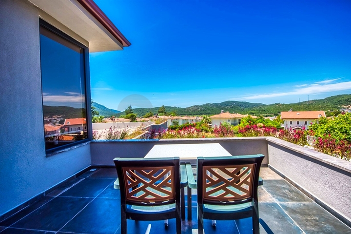 فيلا 3 + 1 مفروشة بحمام سباحة خاص في أوفاجيك فتحية