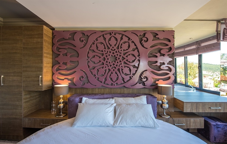 فيلا 3 + 1 مفروشة بحمام سباحة خاص في أوفاجيك فتحية