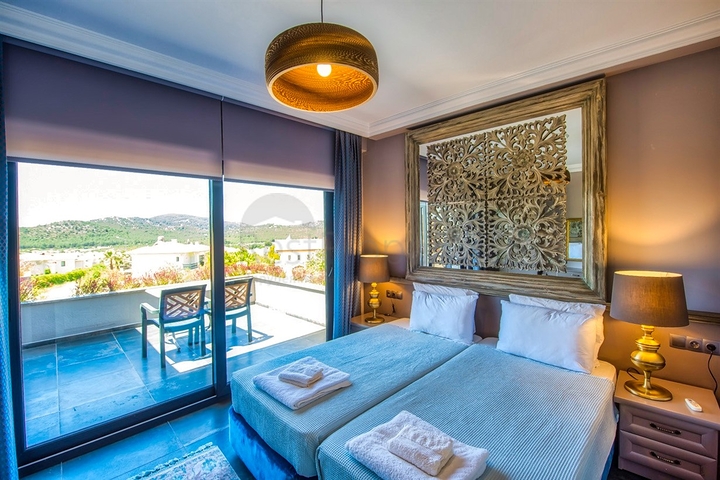 فيلا 3 + 1 مفروشة بحمام سباحة خاص في أوفاجيك فتحية