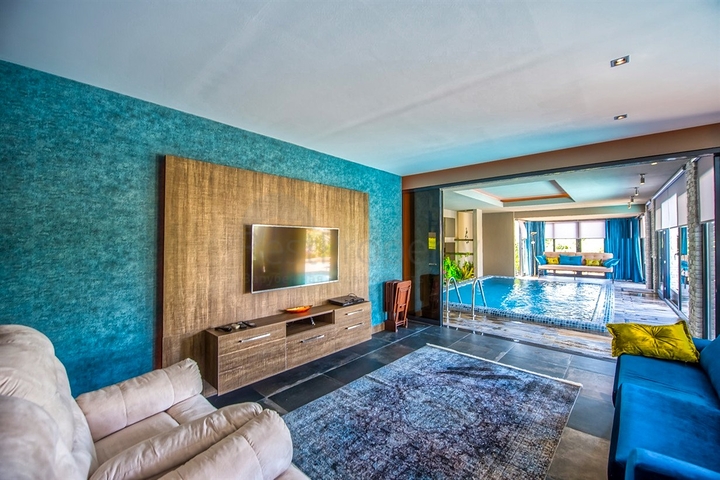 فيلا 3 + 1 مفروشة بحمام سباحة خاص في أوفاجيك فتحية