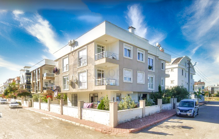 شقة 2 + 1 في غوزالوبا لارا أنطاليا