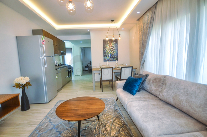 شقة 1 + 1 في مجمع في تشاليش على مسافة قريبة من البحر