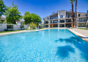 شقة 1 + 1 في مجمع في تشاليش على مسافة قريبة من البحر