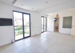 فيلا 4 + 1 في أوفاجيك فتحية