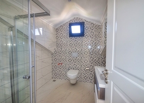 فيلا 4 + 1 في أوفاجيك فتحية