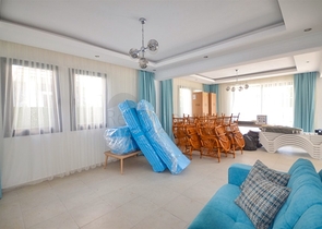 فيلا 4 + 1 في أوفاجيك فتحية