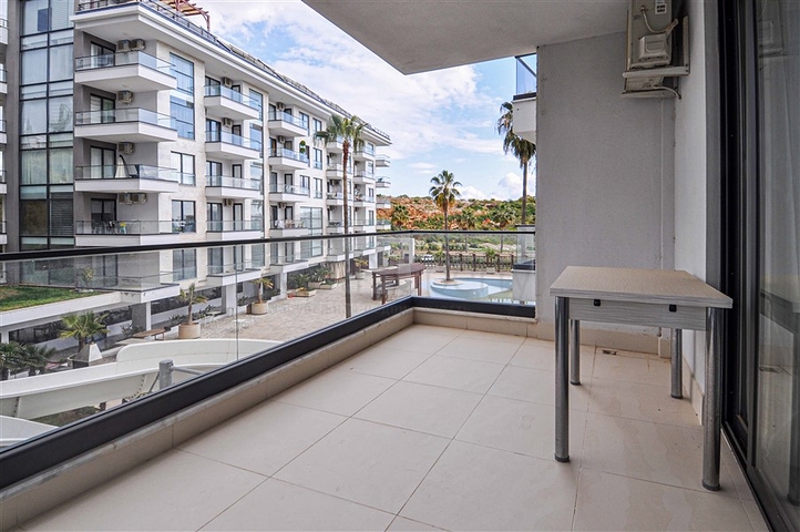 مجمع بخدمات 5 نجوم -شقة 1+1 - في كاستل / الانيا 