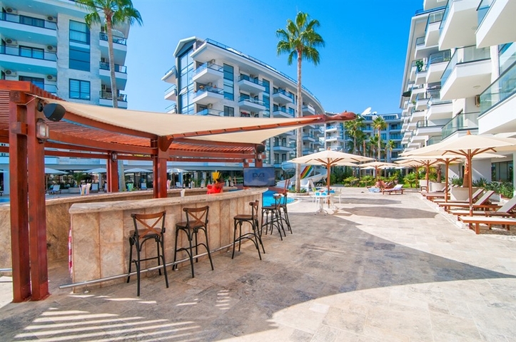 مجمع بخدمات 5 نجوم -شقة 1+1 - في كاستل / الانيا 