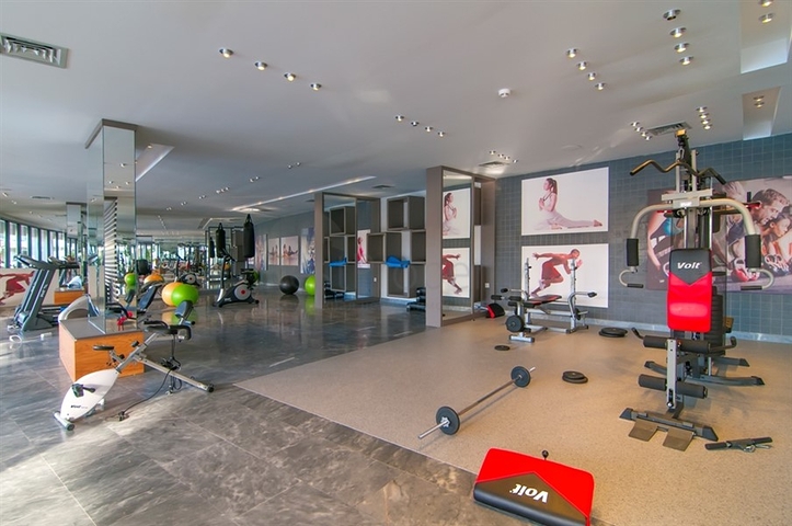 مجمع بخدمات 5 نجوم -شقة 1+1 - في كاستل / الانيا 