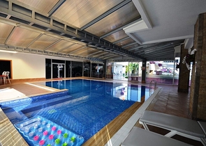 مجمع انيق -قريب من البحر والخدمات -شقة 1+1 - مفروشة -في كاستل / الانيا 