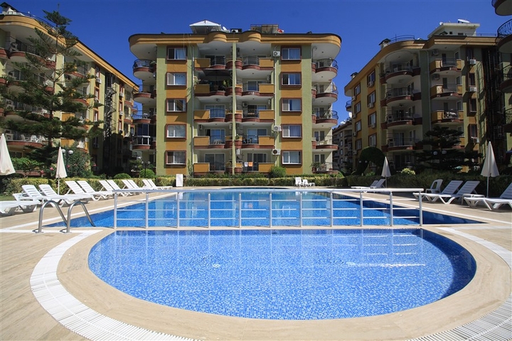 موقع مركزي - قريبة من البحر -شقة 2 غرفة وصالة -في اوبا / الانيا 