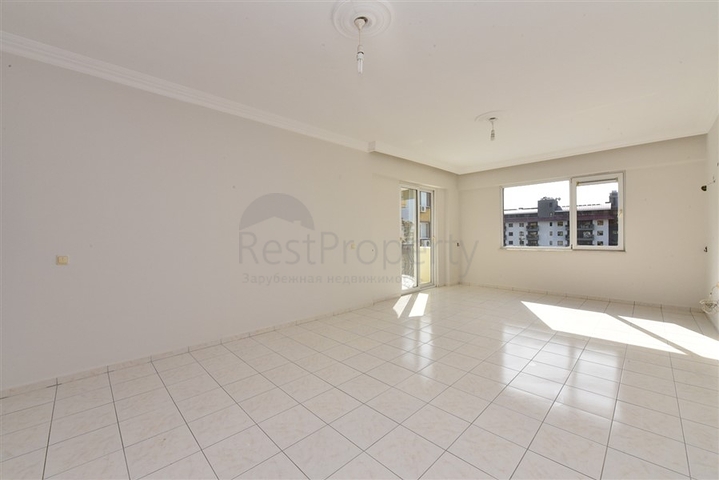 موقع مركزي - قريبة من البحر -شقة 2 غرفة وصالة -في اوبا / الانيا 