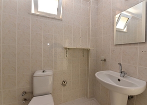 موقع مركزي - قريبة من البحر -شقة 2 غرفة وصالة -في اوبا / الانيا 