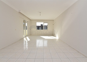 موقع مركزي - قريبة من البحر -شقة 2 غرفة وصالة -في اوبا / الانيا 