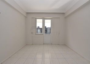 موقع مركزي - قريبة من البحر -شقة 2 غرفة وصالة -في اوبا / الانيا 