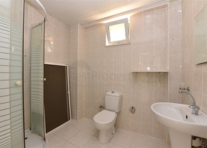 موقع مركزي - قريبة من البحر -شقة 2 غرفة وصالة -في اوبا / الانيا 