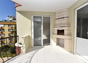 موقع مركزي - قريبة من البحر -شقة 2 غرفة وصالة -في اوبا / الانيا 