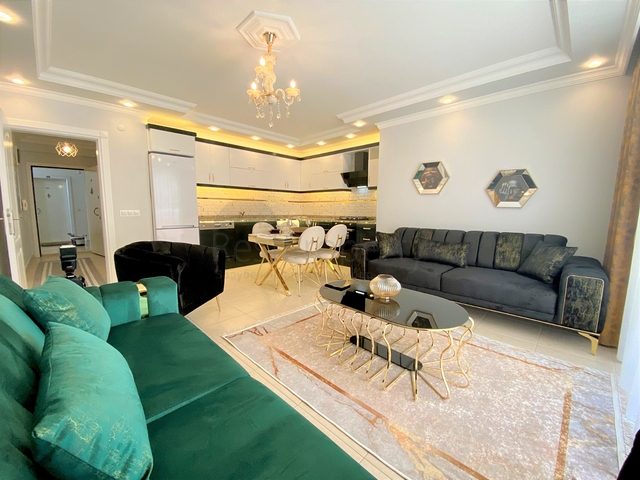 شقة زاوية - اثاث جديد -من تصميم 1+2 - في مهموتلار/ الانيا 