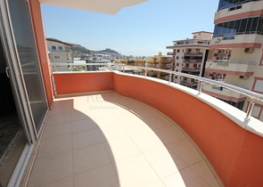 شقة زاوية - اثاث جديد -من تصميم 1+2 - في مهموتلار/ الانيا 