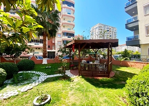 شقة زاوية - اثاث جديد -من تصميم 1+2 - في مهموتلار/ الانيا 