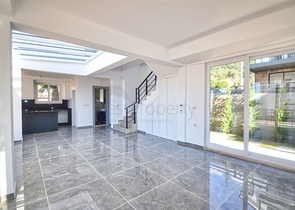 4 + 1 فيلا مع مسبح خاص في أوفاجيك فتحية