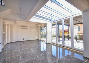 4 + 1 فيلا مع مسبح خاص في أوفاجيك فتحية