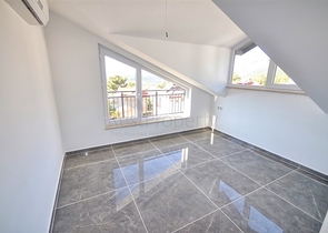 4 + 1 فيلا مع مسبح خاص في أوفاجيك فتحية