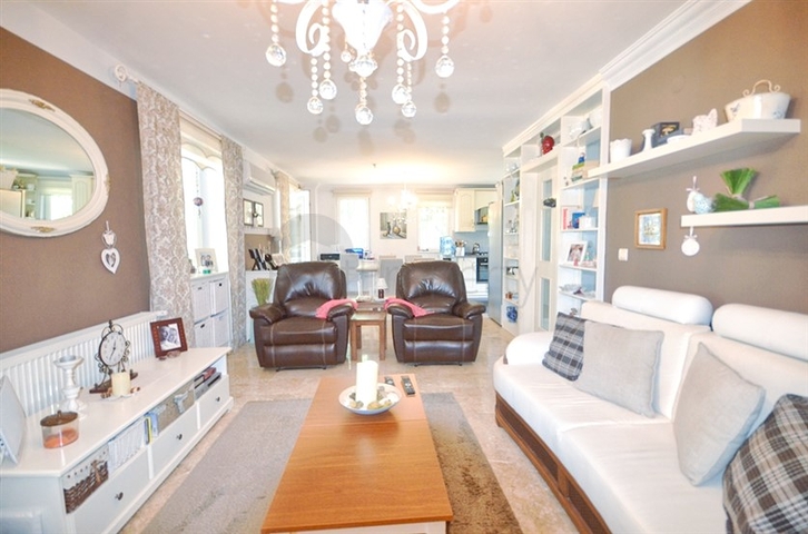 فيلا منفصلة 3 + 1 في اوفاجيك فتحية