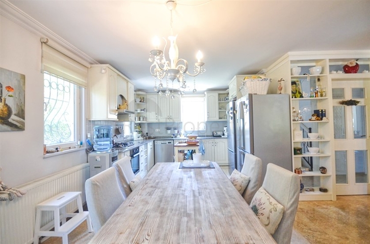 فيلا منفصلة 3 + 1 في اوفاجيك فتحية