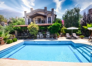 فيلا منفصلة 3 + 1 في اوفاجيك فتحية