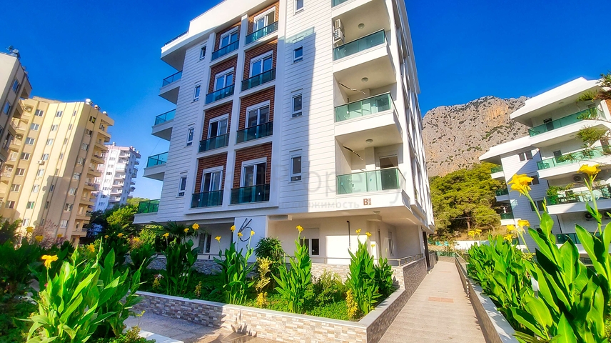 شقة بغرفة نوم واحدة في مبنى جديد في كونيالتي أنطاليا