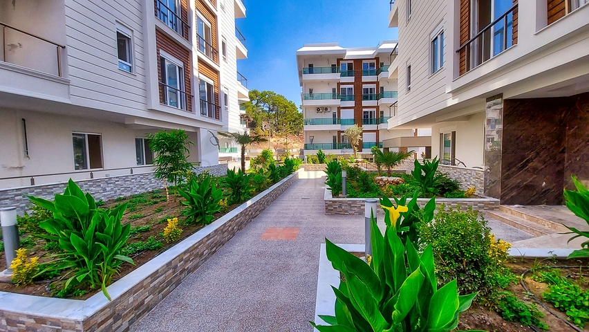 شقة بغرفة نوم واحدة في مبنى جديد في كونيالتي أنطاليا