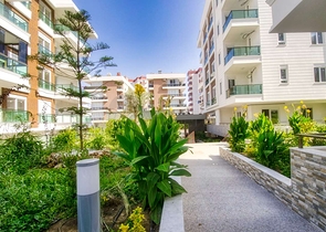 شقة بغرفة نوم واحدة في مبنى جديد في كونيالتي أنطاليا