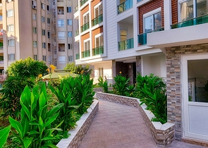 شقة بغرفة نوم واحدة في مبنى جديد في كونيالتي أنطاليا