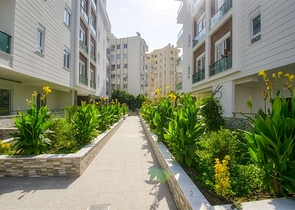 شقة بغرفة نوم واحدة في مبنى جديد في كونيالتي أنطاليا