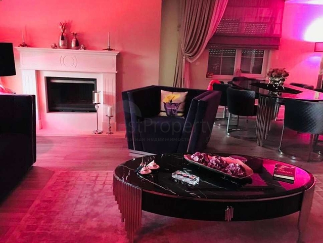 فيلا 5 + 2 مع امكانية الحصول على الجنسية التركية