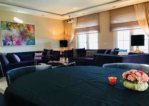 فيلا 5 + 2 مع امكانية الحصول على الجنسية التركية