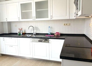 فيلا 5 + 2 مع امكانية الحصول على الجنسية التركية