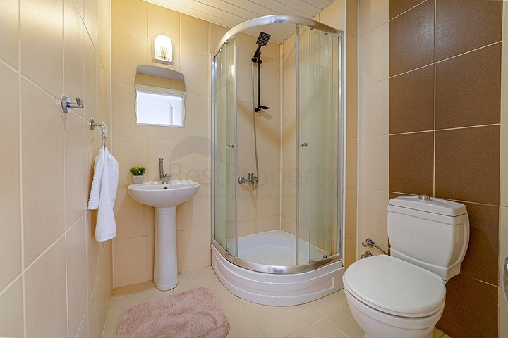 شقة عائلية انيقة مفروشة -تصميم 1+2 - في مهموتلار / الانيا 