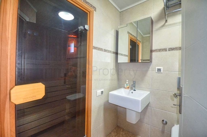 فيلا 4 + 1 مع مسبح خاص في كاليس فتحية