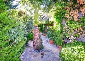 فيلا 4 + 1 مع مسبح خاص في كاليس فتحية