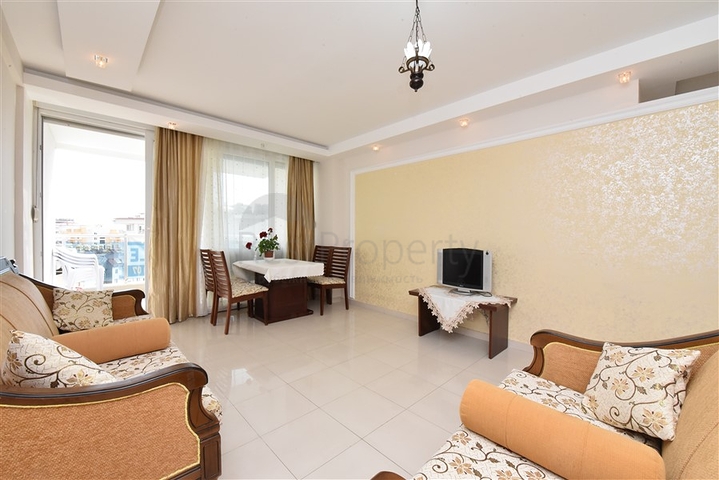 شقة غرفة وصالة -مفروشة -في توسمور / الانيا 