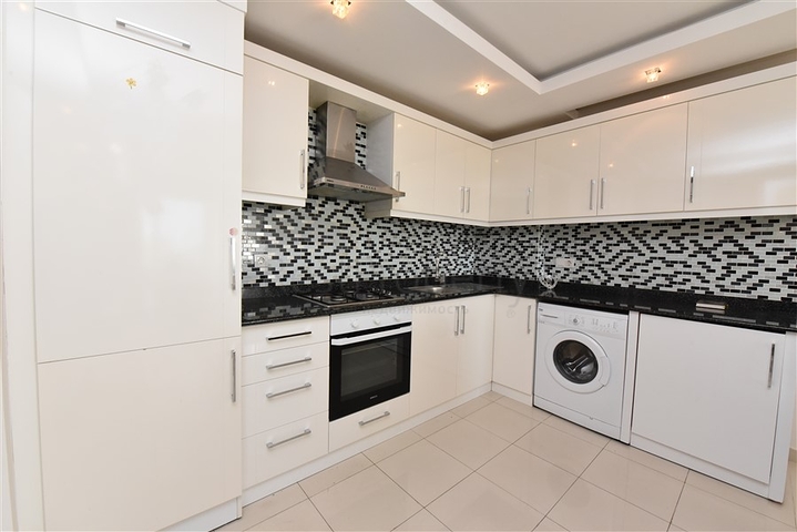 شقة غرفة وصالة -مفروشة -في توسمور / الانيا 