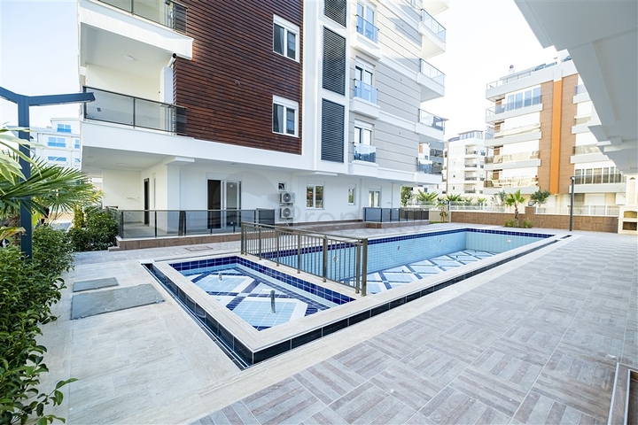 شقة 2 + 1 من المالك في ليمان كونيالتي