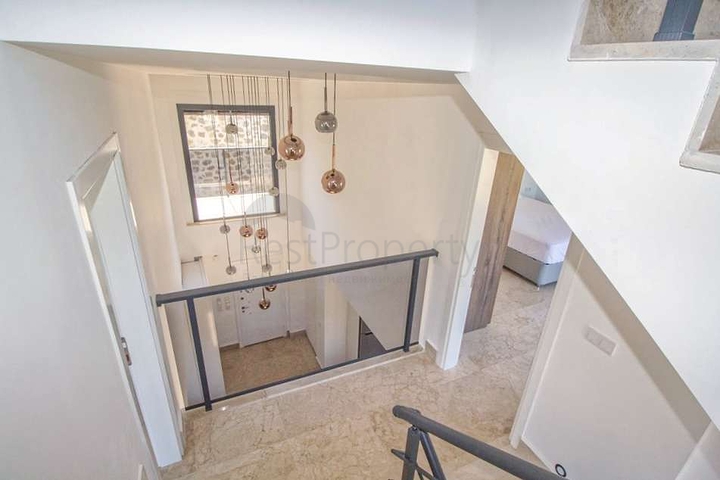 فيلا 5 + 1 في أوفاجيك فتحية