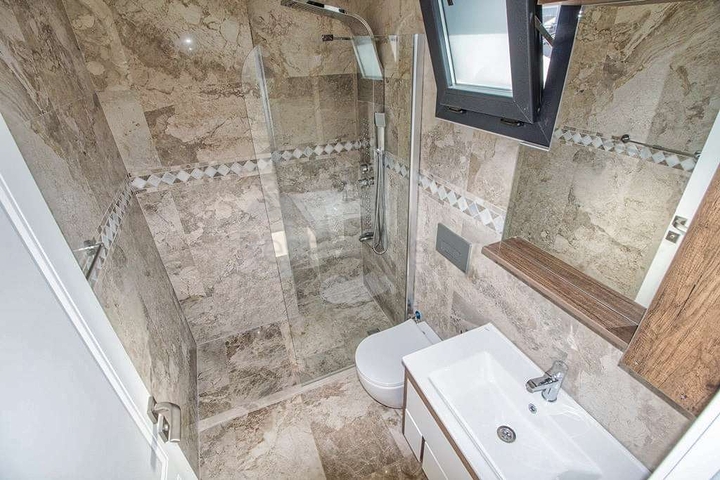 فيلا 5 + 1 في أوفاجيك فتحية