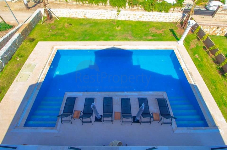 فيلا 5 + 1 في أوفاجيك فتحية